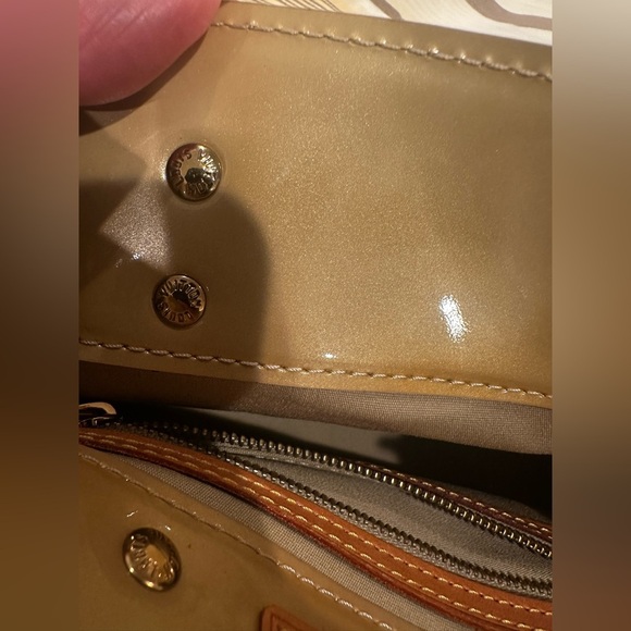 Louis Vuitton bag - Picture 7 of 13